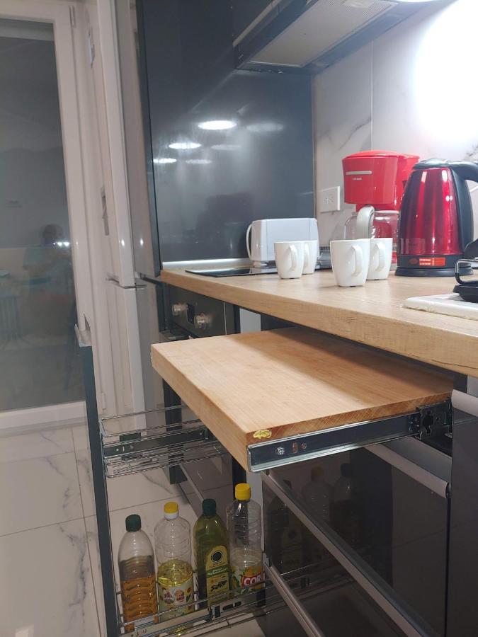 New!90Sqm10Minairport2Bedrooms Thessaloníki Eksteriør bilde